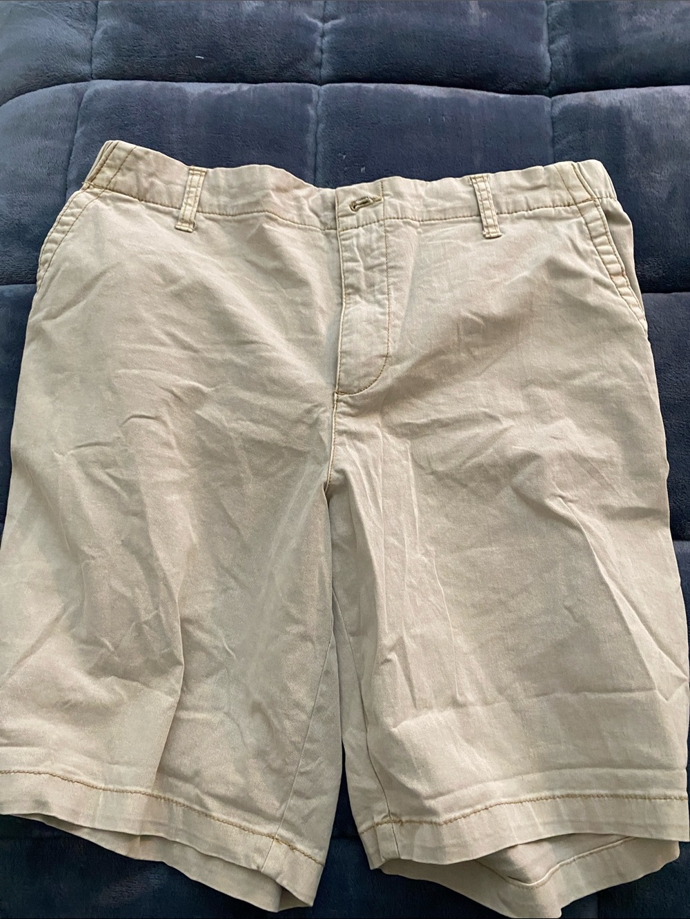 Old Navy Women's Flat Front Shorts - Light Khaki